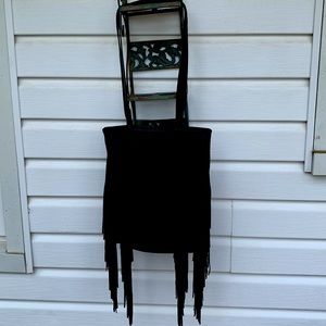 Keneth Cole fringe shoulder bag